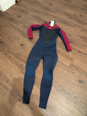 Roxy women's 3/2 Full-Body Wetsuit size 2